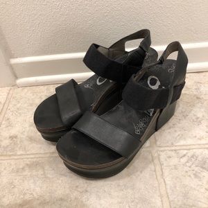 OTBT Sandals/Wedges